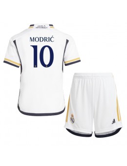 Real Madrid Luka Modric #10 Replika Hemmakläder Barn 2023-24 Kortärmad (+ byxor)